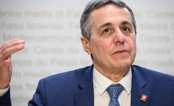 E RRALLE! Zvicra heq dorë nga “neutralitetit”, mbështet Ukrainën: Rreshtohemi krah BE në sanksionet…