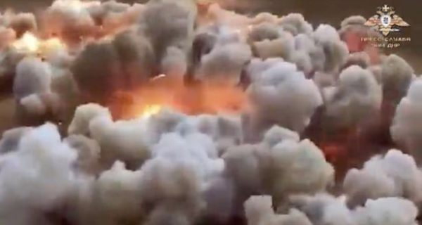 LUFTA NË UKRAINË/ Pamje tmerruese të Rusisë duke “lëshuar raketa termobarike” që shkrijnë organet e njeriut