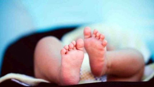 MREKULLI NË MES TË LUFTËS/ Jeta në Kiev vazhdon, 390 foshnja kanë lindur në 8 ditët e fundit