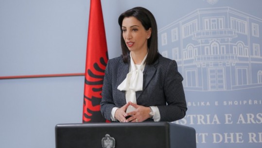 FESTA E MËSUESVE/ Kushi: Dita për të shprehur falënderimet dhe mirënjohjen e thellë…
