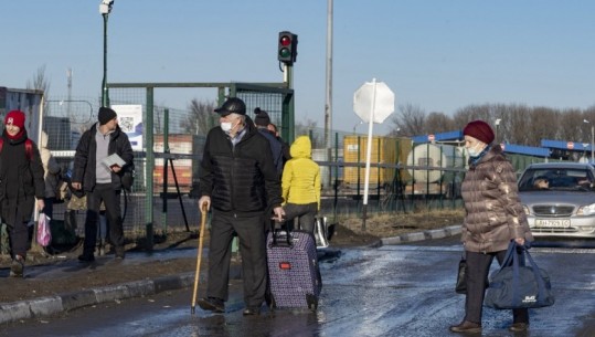 LUFTA NË UKRAINË/ Mbi 1000 të evakuuar nga Kievi gjatë natës
