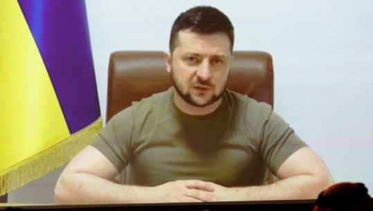 LUFTA/ Zelensky kritikon rusët: I kthejnë ushtarët e tyre me qese plehrash në atdhe