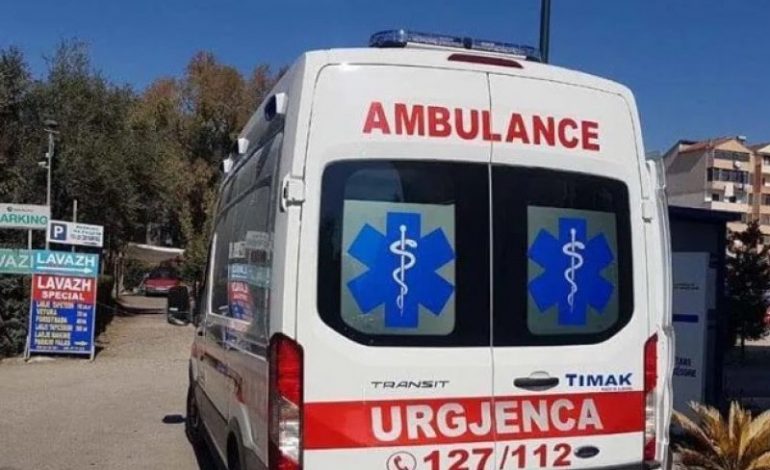AKSIDENT I RËNDË NË TIRANË/ Makina përplas të miturën 4-vjeçare, policia prangos shoferin