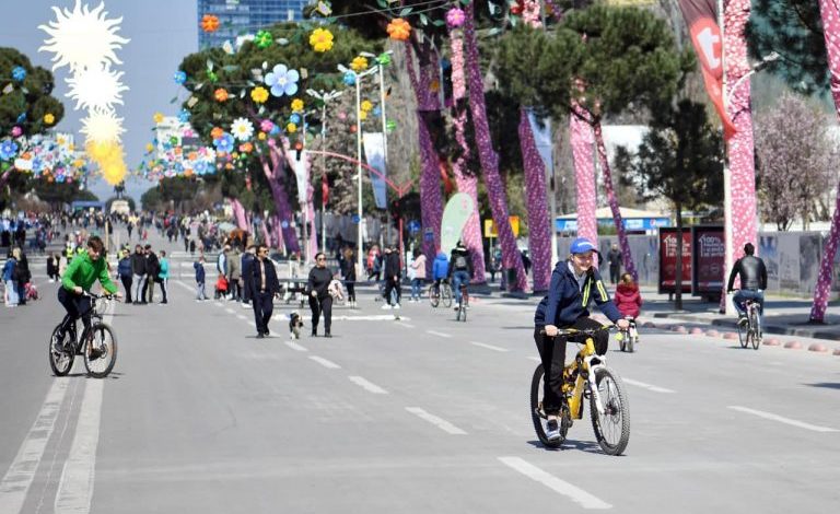 “PËR MË SHUMË CILËSI JETE”/ Rama publikon FOTOT nga Tirana e zbrazët: Dita pa makina duhet të bëhet pjesë e pandashme…