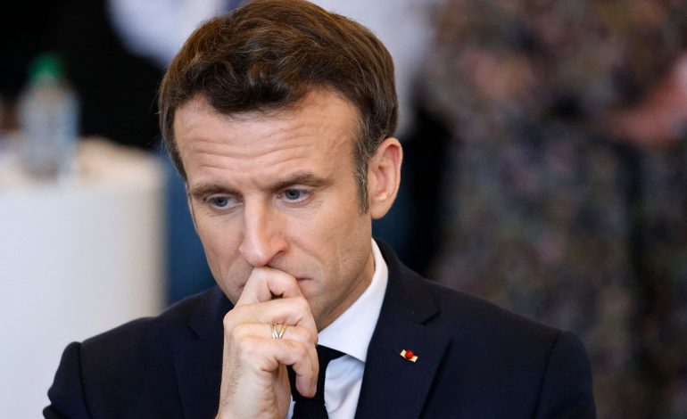 TELEFONATA ME PUTIN/ Macron: Situata në Mariupol kritike, të respektohet armëpushimi
