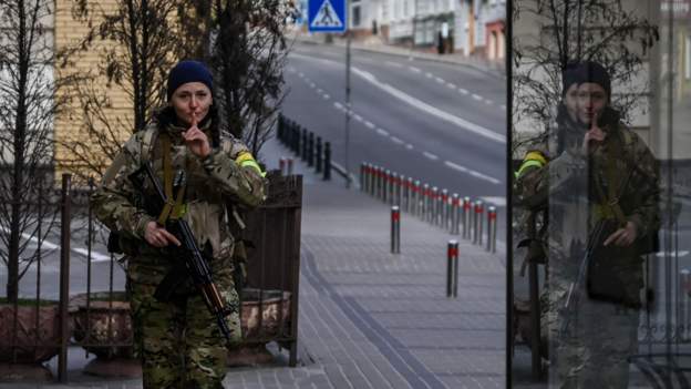 LUFTA/ Zyrtari ukrainas: 127 sabotatorë rusë të arrestuar në Kiev, përfshirë 14 grupe infiltrimi