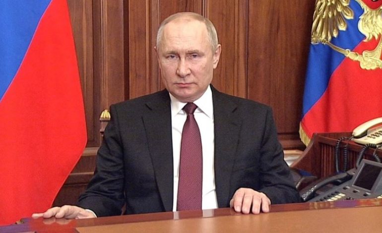 PUTIN NUK HEQ DORË/ Ultimatum Gazprom-it dhe Bankës Qendrore: Deri më 31 mars gazi të shitet me rubla