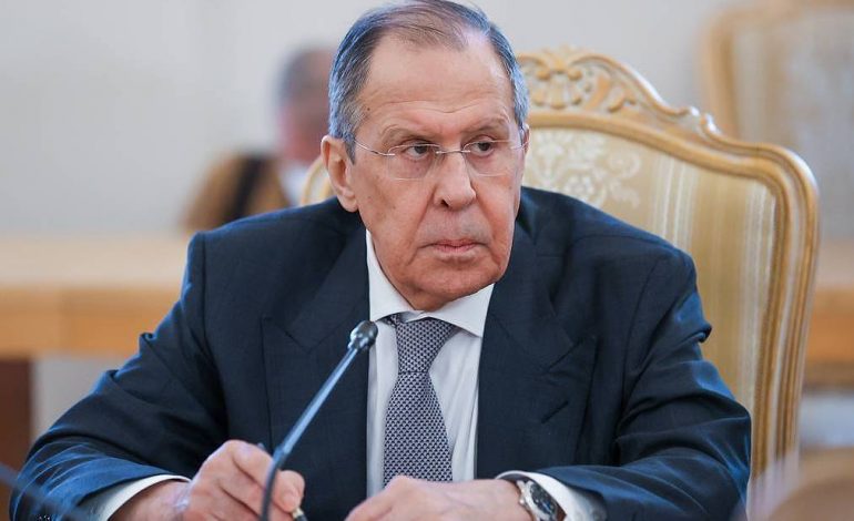 BISEDIMET ME UKRAINËN/ Ministri i Jashtëm rus: Do të gjendet një zgjidhje për situatën