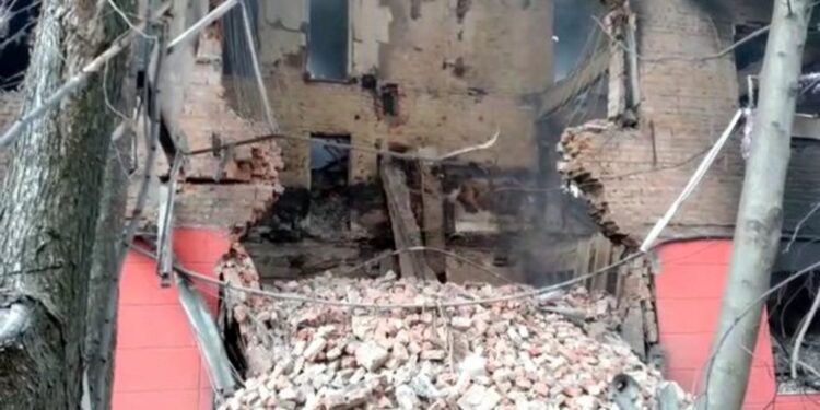 E FUNDIT/ Rusia bombardon edhe konsullatën e Shqipërisë në Kharkiv (DETAJET)