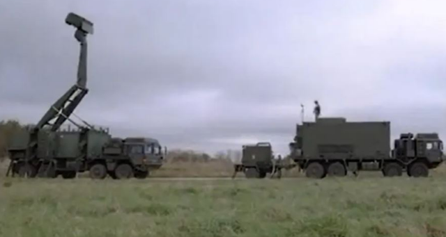 FRIKË NGA RUSIA? Britania “blindon” qiellin e Polonisë, pamjet e para nga sistemi “Sky Saber” (VIDEO)