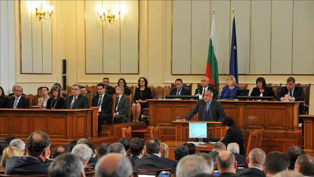 ZBARDHET HETIMI I BE-SË/ Ish-kryeministri bullgar në pranga për fondet: 120 raste mashtrimi