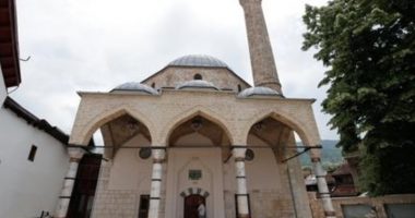 LUFTA/ Ukraina: Rusët kanë sulmuar një xhami në Mariupol, strehoheshin 80 persona, përfshirë fëmijë