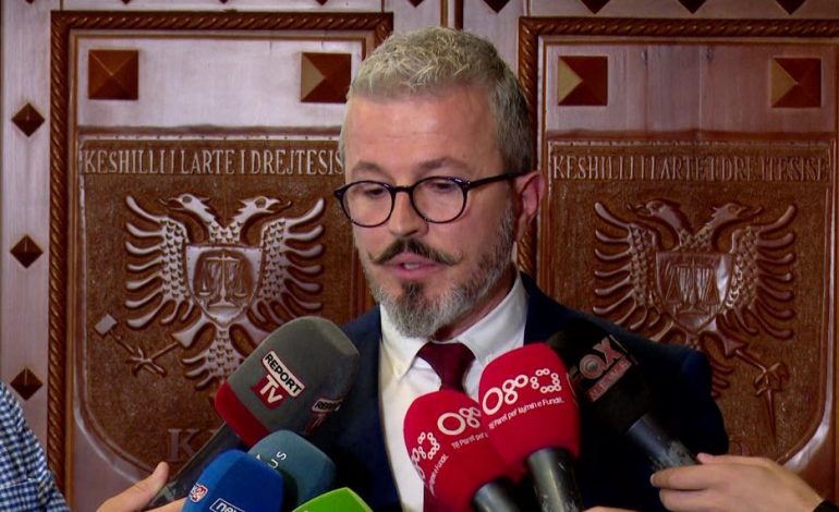 KLP ZGJEDH TË HËNËN KRYETARIN/ Kush është Alfred Balla, kandidati i vetëm që garon për drejtimin e institucionit të rëndësishëm