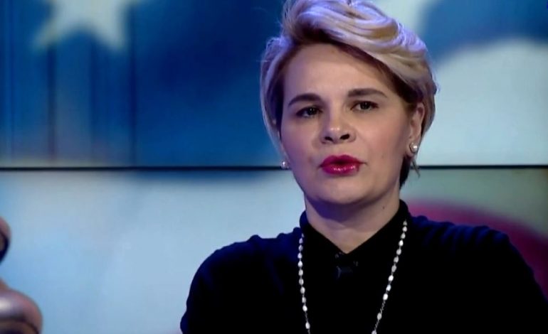 TRONDIT Kryemadhi: Treçereku i politikanëve kanë BIZNESE ME RUSINË! Ndër ta burri i ministres…