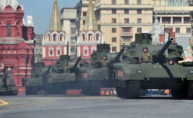 PLANI I PUTIN DËSHTOI/ BBC: Mendoi se kishte ushtrinë që pa në paradën e Moskës, por në terren…