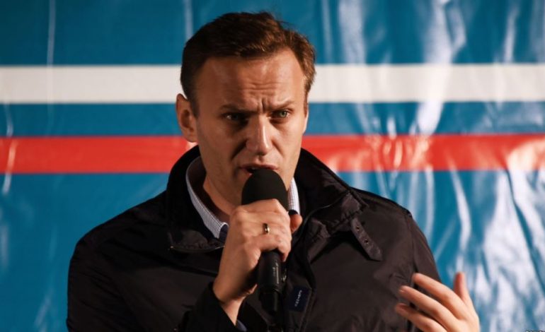 LUFTA/ Kritiku më i ashpër i presidentit rus, Navalny: Putin ka frikë nga e vërteta