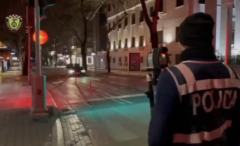 POLICIA RRIT SIGURINË RRUGORE/ Kontrolle të shtuara gjatë javës në kryeqytet