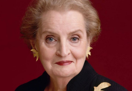 ZONJA QË BËRI HISTORINË/ Ambasada e SHBA kujton Madeleine Albright: Si u tërbua Putin pasi mësoi kuptimin e aksesorit të saj në samit