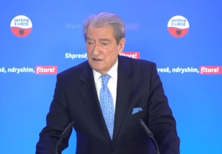 RRITJA E ÇMIMIT TË NAFTËS/ Berisha: Ja taksat që duhet të heqë qeveria. Bonus për familjet në nevojë…