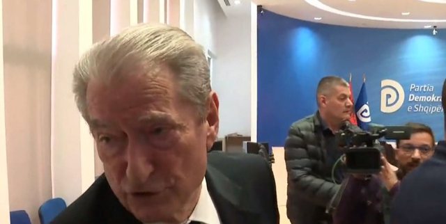 RIKTHEHET NE SELINË E PD/ Berisha krah Palokës, Balliut, Spahos dhe Garos: Po vjen ndryshimi