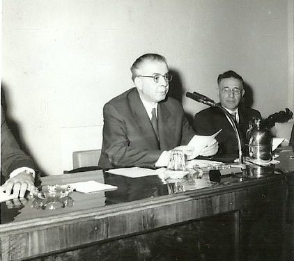 DOSSIER/ Zbulohet letra e Enverit: Mehmet, e lexova autokritikën tënde, por unë kam biseduar gjatë me ty…