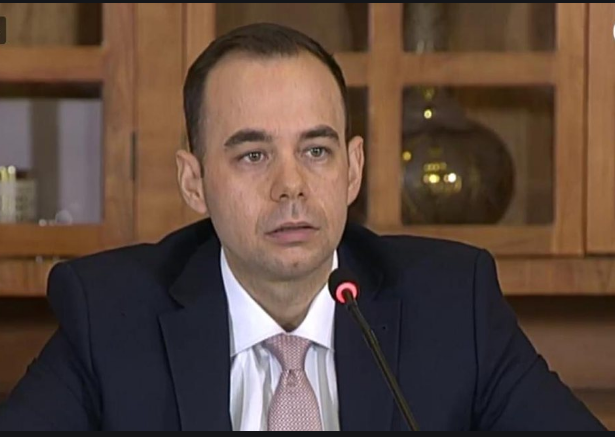 NDODH ÇUDIA! Policia shkon ta arrestojë, por nuk e gjen në shtëpi Alqi Bllakon