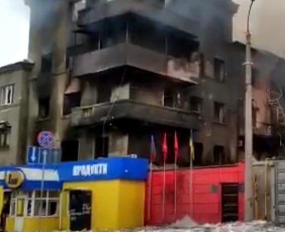 LUFTA/ Hidhet në erë konsullata shqiptare në Kharkiv, reagon Xhaçka: Autorët duhet të mbajnë përgjegjësi!