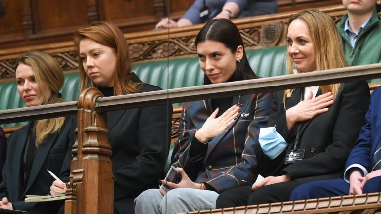 DEKLARATA E FORTË/ Deputetet ukrainase: Forcat ruse po përdhunojnë gra të moshuara dhe më pas i ekzekutojnë