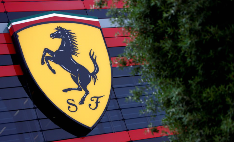 GODITJA E RADHËS PËR RUSINË/ “Ferrari” pezullon prodhimin e automjeteve për tregun rus