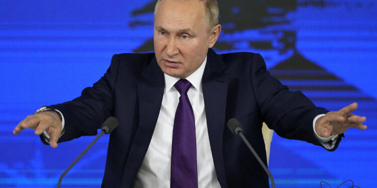 E BUJSHME/ Deklarata e fortë e Putin: Në Ukrainë po luftojnë mercenarë SHQIPTARE
