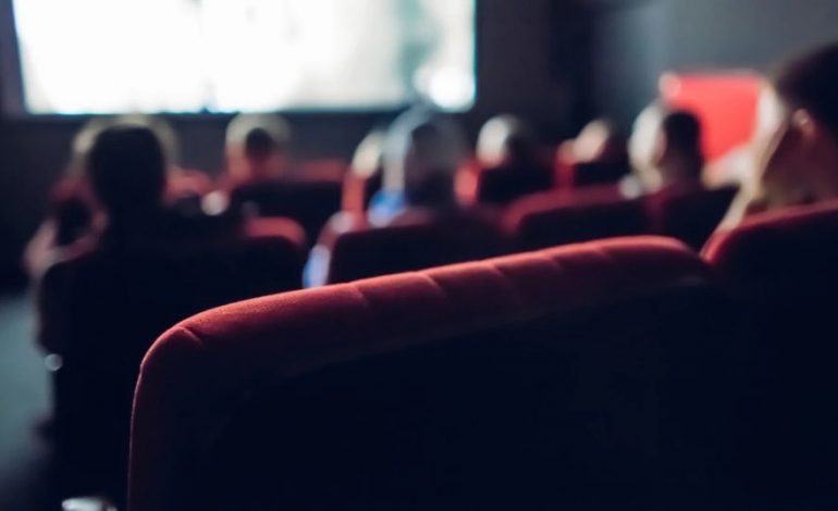 SANKSIONE KUNDËR LUFTËS/ Disney, Warner dhe Sony ndalojnë shfaqjen e filmave në Rusi