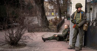 “PO LËVIZIN NGA VERIU DHE JUGU”/ Inteligjenca britanike zbulon ku po zhvendosen trupat ruse