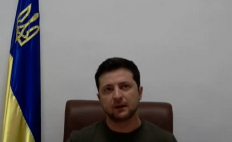 PREKËSE/ Zelensky mesazh mes lotësh në PE: Nuk di të them ‘mirëmëngjes’ apo ‘mirëmbrëma’, për disa qytetarë…