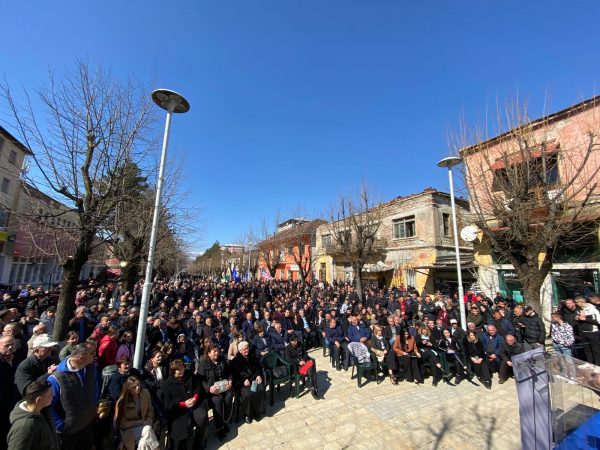6 MARSI/ Basha takim përmbyllës në Dibër: Kanë vënë bastin që te vijojnë ta marrin peng këtë bashki me INTRIGA