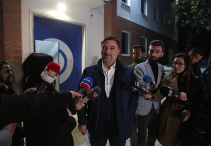 DJE MORI DREJTIMIN E PARTISË DEMOKRATIKE/ Zbulohet lëvizja e parë e Enkelejd Alibeajt