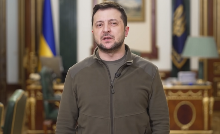SULMET RUSE/ Zelensky: Ne ende duhet të luftojmë, çdo ditë dhe çdo natë duhet të kërkojmë mënyra për t’i shkaktuar…