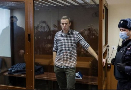 AKUZAT PËR MASHTRIM/ Putin “eliminon” liderin e opozitës ruse, ja me sa vite burg u dënua Aleksei Navalny