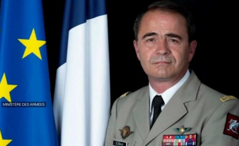 NUK PARASHIKOI PUSHTIMIN RUS/ Pushohet nga puna shefi i inteligjencës franceze