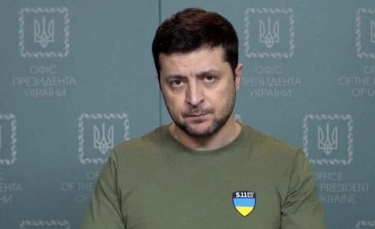 “RUSËT SHKELËN ARMËPUSHIMIN”/ Zelensky: Tanket e tyre kanë sulmuar qëllimisht mbi civilët