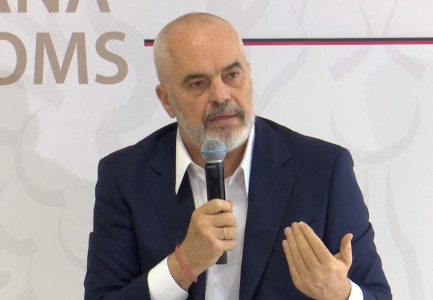 “BALLKANI I HAPUR NUK ËSHTË PËR POLITIKANËT…”/ Rama flet për furnizimin me grurë nga Serbia: Nuk është varësi! Shqipëria prodhon…
