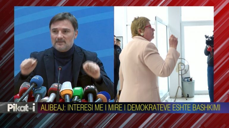E FUNDIT/ Incident në selinë e PD, të bërtitura dhe tensione në konferencën e Alibeajt. Çfarë ndodhi