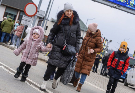 SHIFRAT E FRIKSHME/ Sa refugjatë kanë ikur deri tani nga Ukraina dhe vendet ku ata po shkojnë