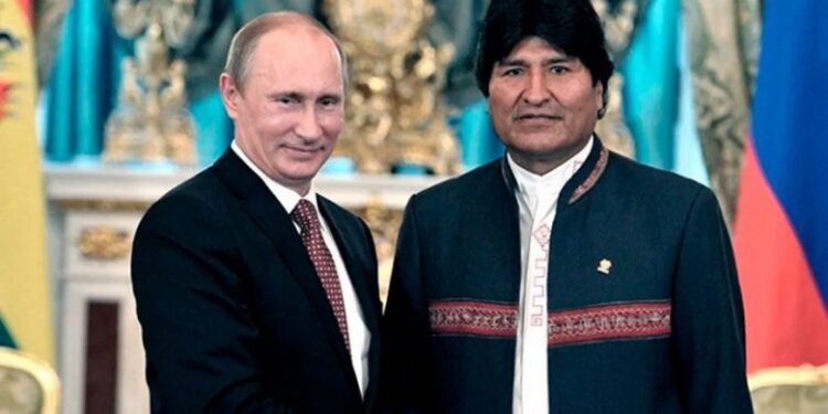 SULMON BIDEN/ Ish-presidenti i Bolivisë: Po përdor luftën në Ukrainë për të rrëzuar qeverinë ruse