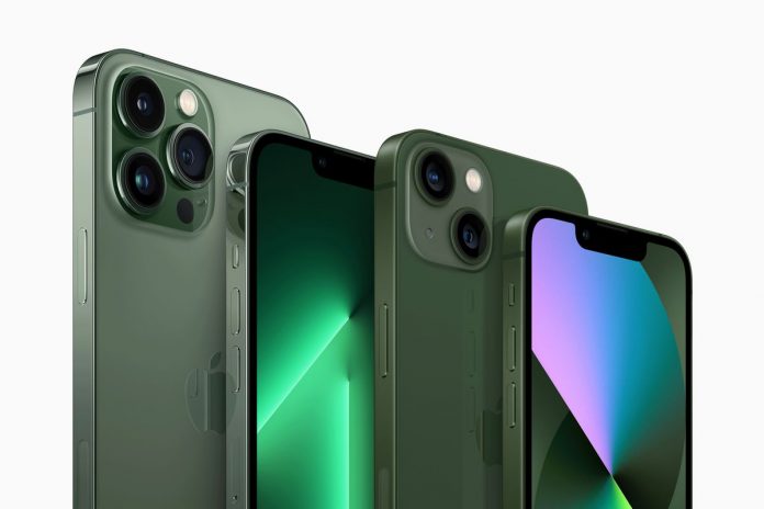 NUK I NDAL RISITË/ Apple sjell një ngjyrë të re për iPhone 13