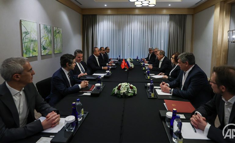 NIS TAKIMI MES LAVROV DHE KULEBA/ Çfarë pritet të ndodhë në bisedimet Rusi-Ukrainë