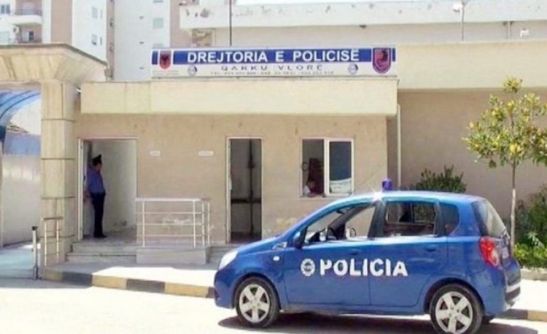 I DEHUR NË TIMON/ E pëson keq nënkomisari në Vlorë, përplasi një makinë dhe u largua nga vendngjarja, policia…