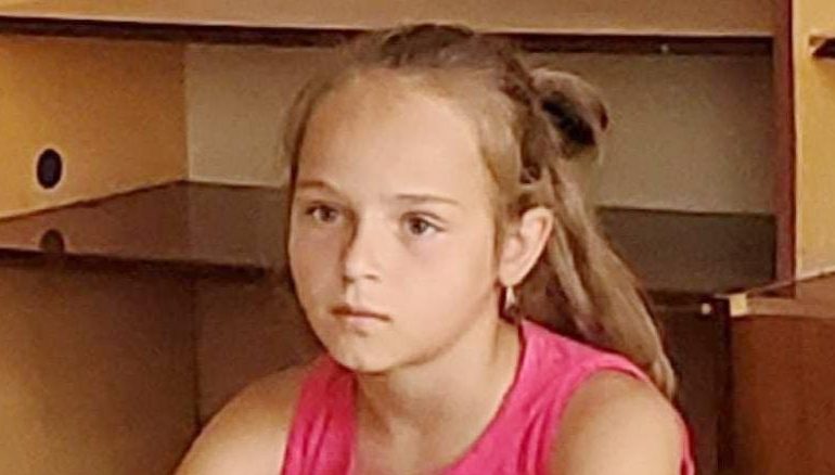 SHOKUESE/ Adoleshenti ukrainas qëlloi në ajër, ushtarët rusë të dehur “frikësohen”, qëllojnë edhe një 10-vjeçare