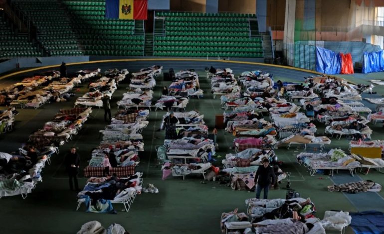 LUFTA/ Vendi i vogël i Moldavisë pranon qindra mijëra refugjatë nga Ukraina