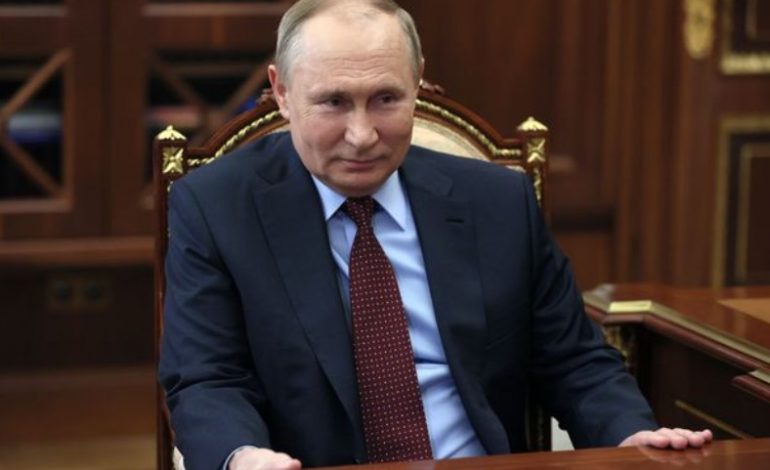 LUFTA NË UKRAINË MERR VËMËNDJEN E BOTËS/ VOA: Rusia, pa bujë forcon marrëdhëniet me…