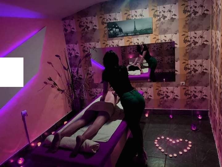 “ZGJEDH ATË GOCËN ME PINK”/ Zbulohet “qendra e masazhit” në mes të Tiranës ku ofrohen shërbime seksuale